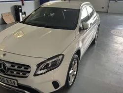 Blanco Usado 2018 Mercedes GLA200 SUV | 21.890 € (Un poco caro)