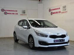 Blanco Usado 2015 Kia Ceed GT Berlina | 12.500 € (Caro)