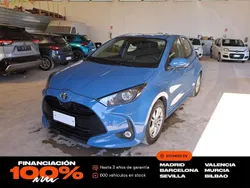 Azul Usado 2021 Toyota Yaris Hybrid Business Edition Berlina | 15.850 € (Super precio)