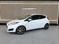 Blanco Usado 2017 Ford Fiesta Trend Utilitario | 6990 € (Precio justo)