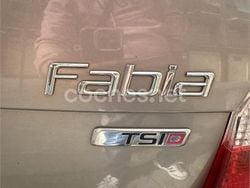 Gris / plata Usado 2011 Skoda Fabia SportLine Berlina | 7700 € (Buen precio)