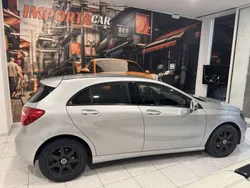 Gris Usado 2013 Mercedes A180 Elegance Utilitario | 15.500 €