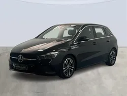 Negro Usado 2023 Mercedes B200 Monovolumen | 36.900 € (Caro)