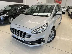Gris Usado 2019 Ford S-MAX Titanium Monovolumen | 21.399 € (Precio justo)