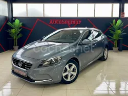 Gris / plata Usado 2016 Volvo V40 Inscription Familiar | 10.690 € (Precio justo)