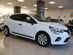 Blanco Usado 2020 Renault Clio V Intens Utilitario | 13.000 € (Precio justo)