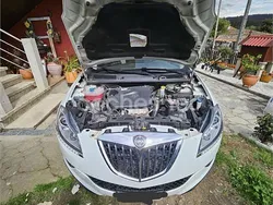 Blanco Usado 2009 Lancia Delta Berlina | 3650 € (Buen precio)