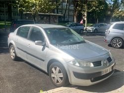 Gris / plata Usado 2005 Renault Mégane II Dynamique Berlina | 2200 € (Super precio)