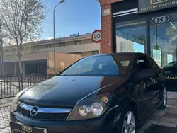 Negro Usado 2007 Opel Astra GTC Cosmo Utilitario | 4590 € (Precio justo)