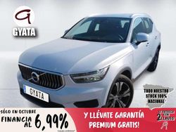 Plateado Usado 2021 Volvo XC40 Inscription SUV | 26.990 € (Precio justo)