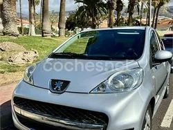Gris / plata Usado 2009 Peugeot 107 Utilitario | 4500 €