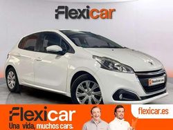 Blanco Usado 2018 Peugeot 208 Active Utilitario | 8290 € (Precio justo)