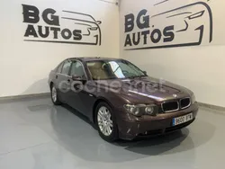 Marrón Usado 2002 BMW 735 Berlina | 4499 €