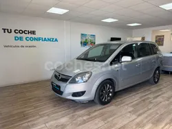 Gris / plata Usado 2010 Opel Zafira Essentia Monovolumen | 5999 € (Precio justo)