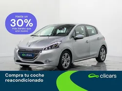 Gris Usado 2013 Peugeot 208 Allure Utilitario | 7990 € (Precio justo)