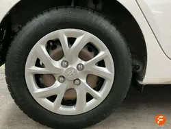 Blanco Usado 2019 Hyundai i10 GO! Utilitario | 9290 € (Precio justo)