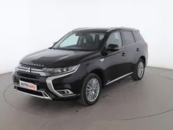 Negro Usado 2021 Mitsubishi Outlander P-HEV SUV | 23.599 €