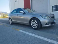 Gris Usado 2008 Mercedes C200 Elegance Berlina | 8990 € (Precio justo)