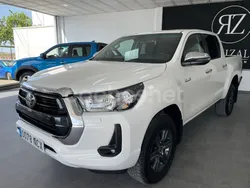 Blanco Nuevo 2025 Toyota HiLux Recogida | 45.999 € (Un poco caro)