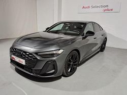 Gris Usado 2025 Audi A5 Ambiente Berlina | 56.950 €