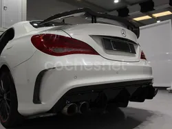 Blanco Usado 2013 Mercedes CLA45 AMG AMG Berlina | 32.800 € (Caro)