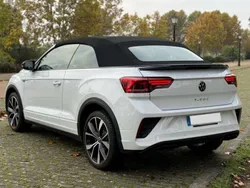 Blanco Usado 2024 VW T-Roc Cabriolet R-line Descapotable | 39.998 € (Un poco caro)