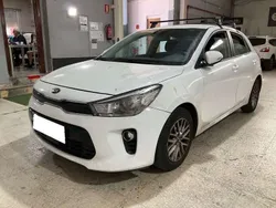 Blanco Usado 2019 Kia Rio Berlina | 10.100 € (Super precio)
