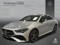 Gris Usado 2024 Mercedes CLA200 AMG line Berlina | 39.500 € (Buen precio)