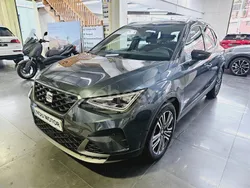 Gris Usado 2023 Seat Arona FR SUV | 19.400 € (Precio justo)