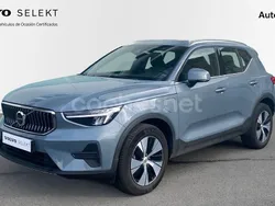 Gris Usado 2023 Volvo XC40 Core SUV | 36.700 € (Un poco caro)