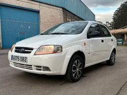 Blanco Usado 2004 Chevrolet Kalos SE Berlina | 2900 € (Caro)