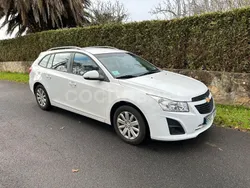 Blanco Usado 2013 Chevrolet Cruze LS Familiar | 6200 € (Precio justo)
