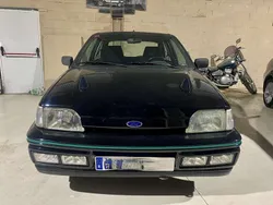 Negro Usado 1991 Ford Fiesta Utilitario | 11.990 €