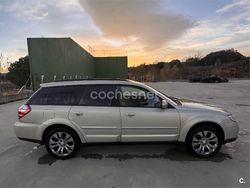 Beige Usado 2007 Subaru Legacy Familiar | 9750 €