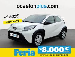 Blanco Usado 2023 Toyota Aygo X Play SUV | 14.250 €