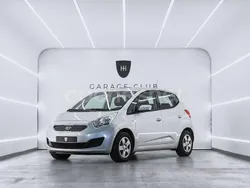 Gris / plata Usado 2010 Kia Venga Utilitario | 7299 €