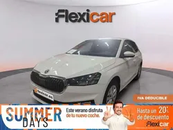 Blanco Usado 2023 Skoda Fabia Ambition Berlina | 15.990 € (Buen precio)