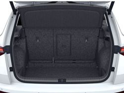 Blanco Usado 2024 Skoda Karoq SUV | 34.660 € (Precio justo)