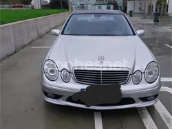 Gris / plata Usado 2004 Mercedes E55 AMG AMG Berlina | 16.500 €
