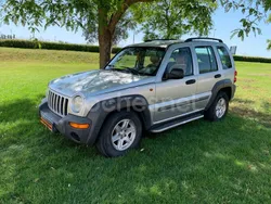 Gris / plata Usado 2003 Jeep Cherokee Sport SUV | 3999 € (Buen precio)