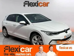 Blanco Usado 2021 VW Golf VIII Life Berlina | 19.490 € (Precio justo)