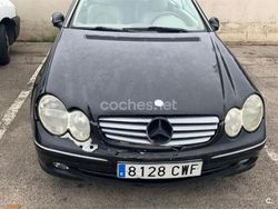 Negro Usado 2004 Mercedes CLK200 Elegance Descapotable | 3000 €