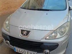 Gris / plata Usado 2008 Peugeot 307 Berlina | 1950 € (Precio justo)
