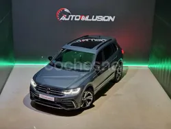 Gris / plata Usado 2021 VW Tiguan R-line SUV | 33.990 € (Caro)