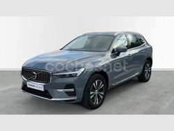 Gris / plata Usado 2024 Volvo XC60 Core SUV | 46.900 € (Precio justo)