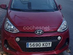 Granate Usado 2017 Hyundai i10 Utilitario | 9400 € (Precio justo)