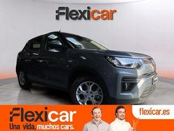 Gris Usado 2023 Ssangyong (KGM) Tivoli SUV | 18.290 € (Un poco caro)