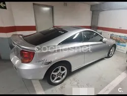 Gris / plata Usado 2000 Toyota Celica Coupe | 4300 €