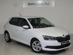 Blanco Usado 2021 Skoda Fabia Ambition Berlina | 15.300 € (Un poco caro)