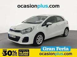 Blanco Usado 2015 Kia Rio Utilitario | 9750 € (Precio justo)